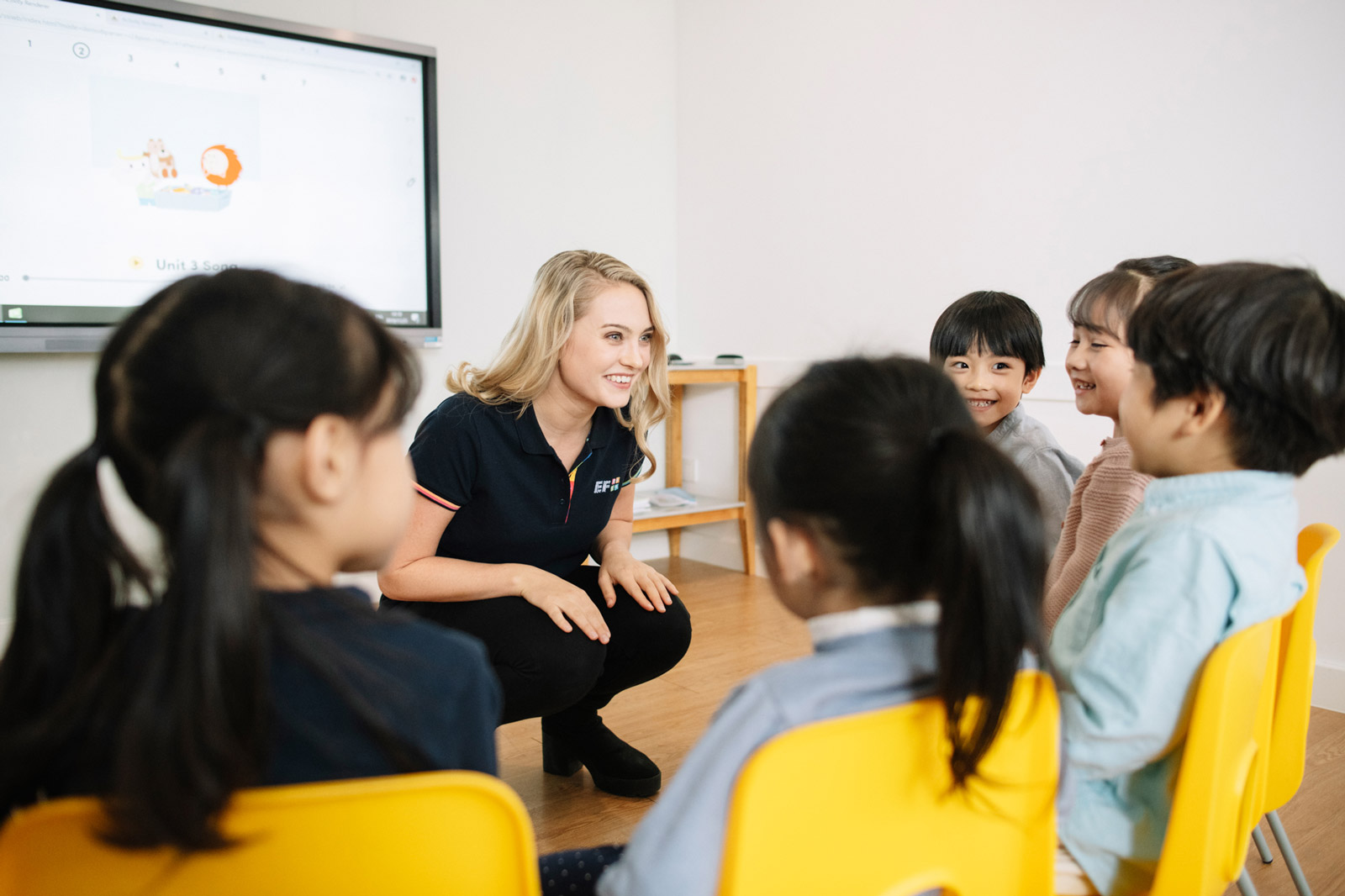 Requirements and How To Apply Teaching English Jobs in China 2026